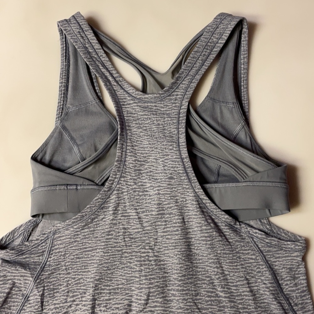 Lululemon Glide and Stride Tank - Picture 7 of 7